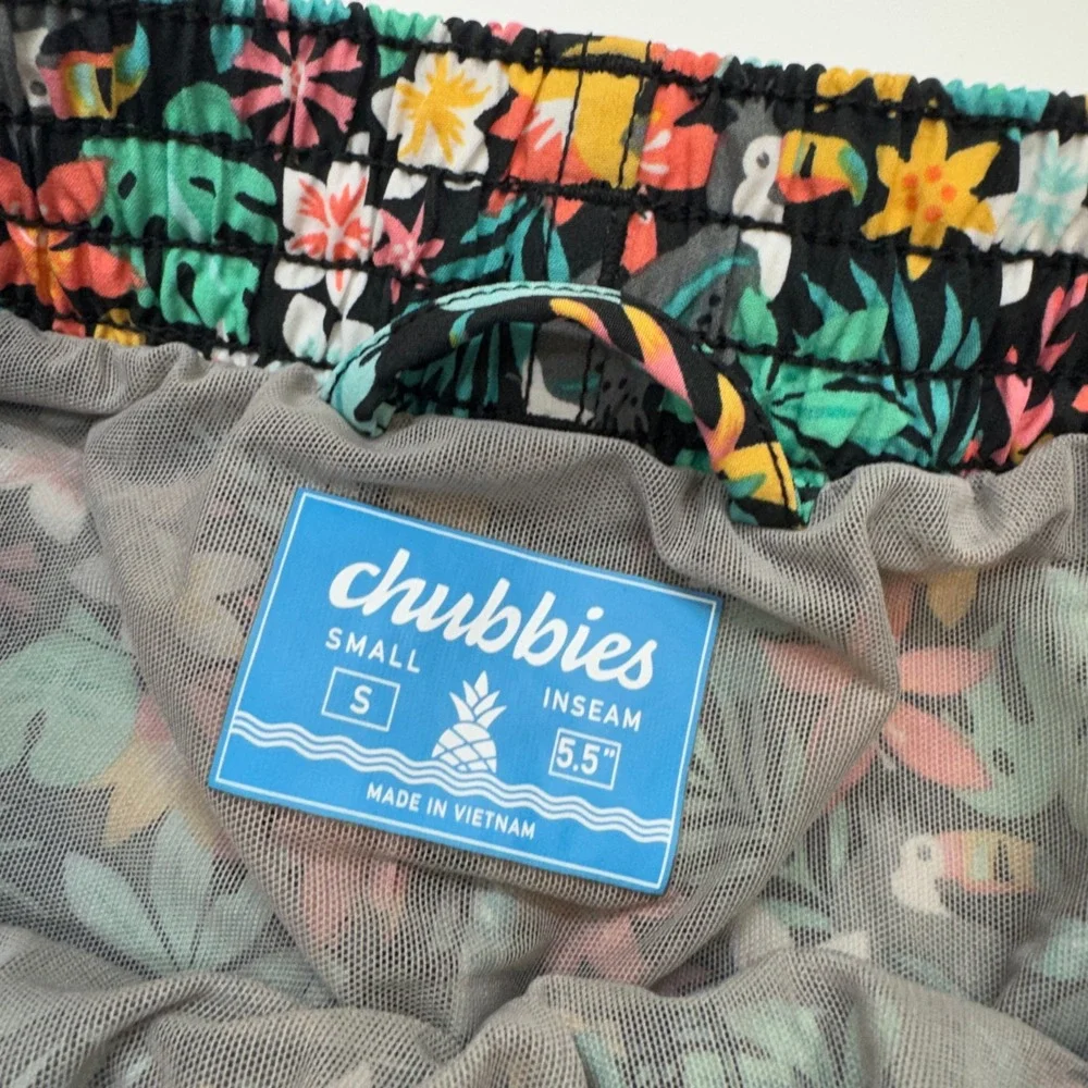 Chubbies Swim Trunks Mens Small Black Tropical Toucan Floral Summer Vacation